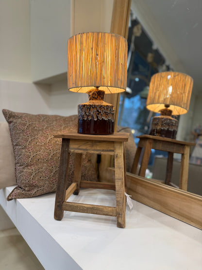 Petit tabouret en bois recyclé