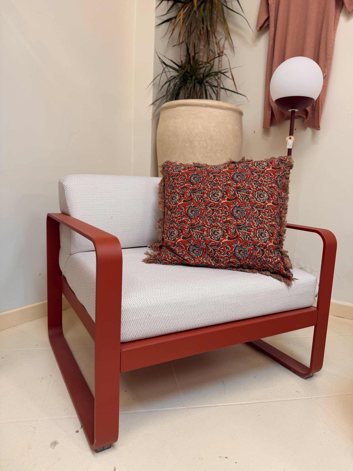 Fauteuil bas Bellevie - Ocre rouge et perle